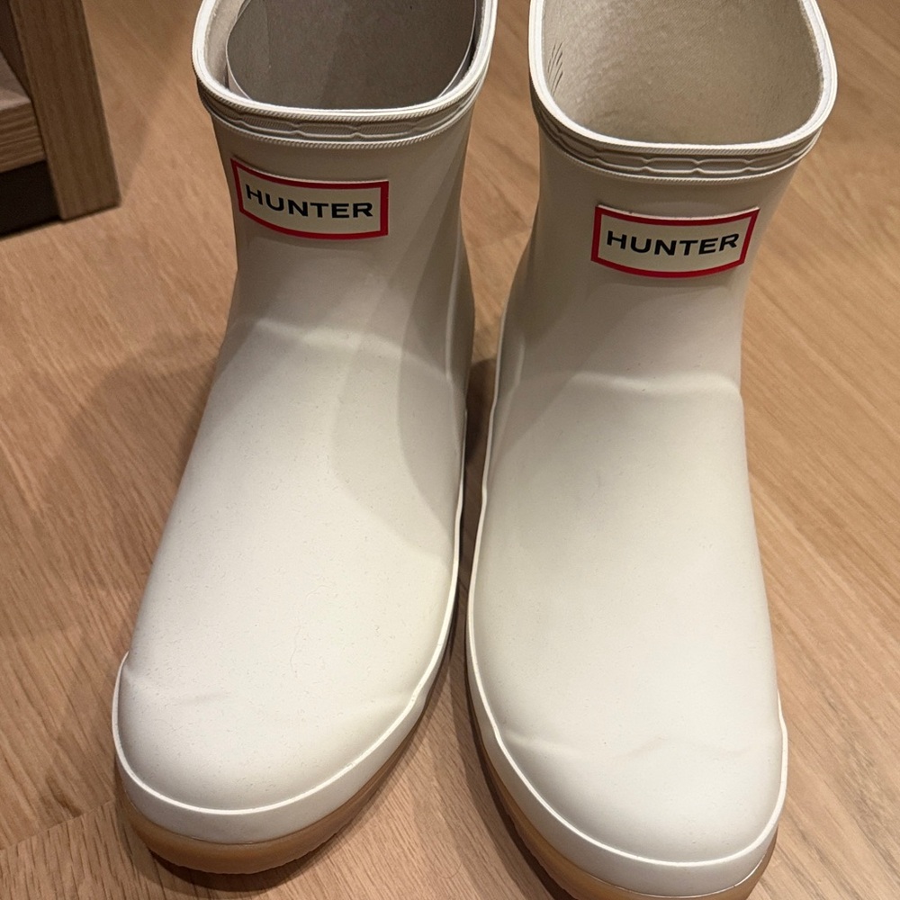 Hunter Classic Ivory Boots